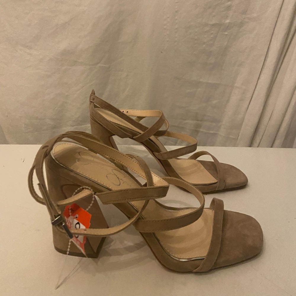 Jessica Simpson tan suede strappy sandals size 8